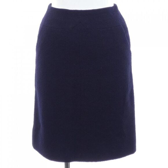 Vintage Chanel P07181v05365 Suit - Picture 8 of 9